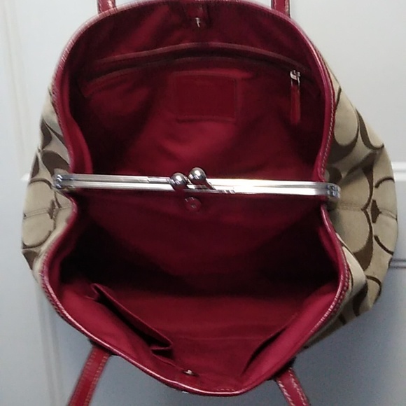 Coach Sachel - Picture 6 of 7